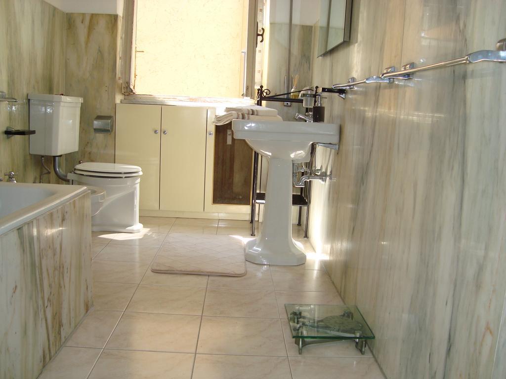 Villa Sciarra Rome Room photo